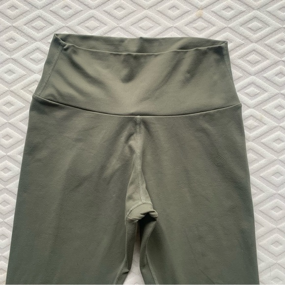 Ryderwear motion 7/8 scrunch bum leggings medium - Picture 6 of 12